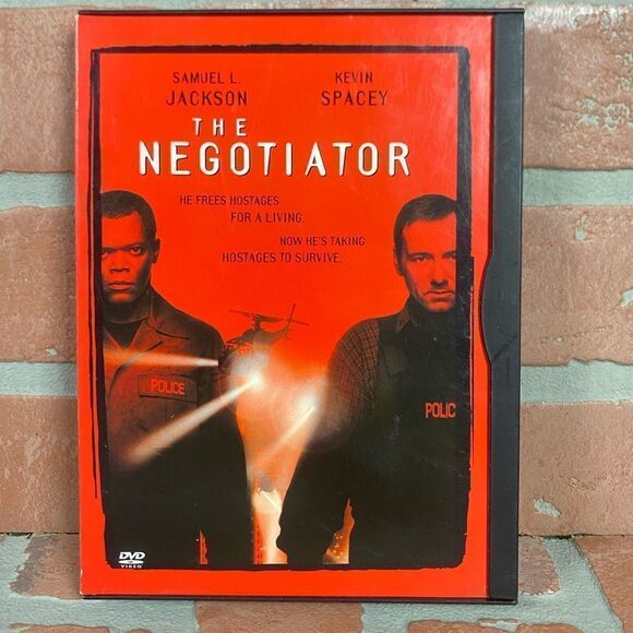 The Negotiator DVD Movie Widescreen 1998 Samuel Jackson, Kevin Spacey - Picture 1 of 9